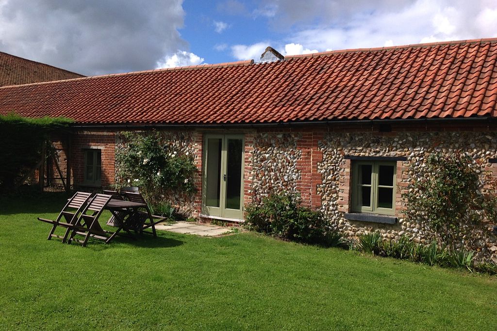 Dockings Cottage gallery - Gallery