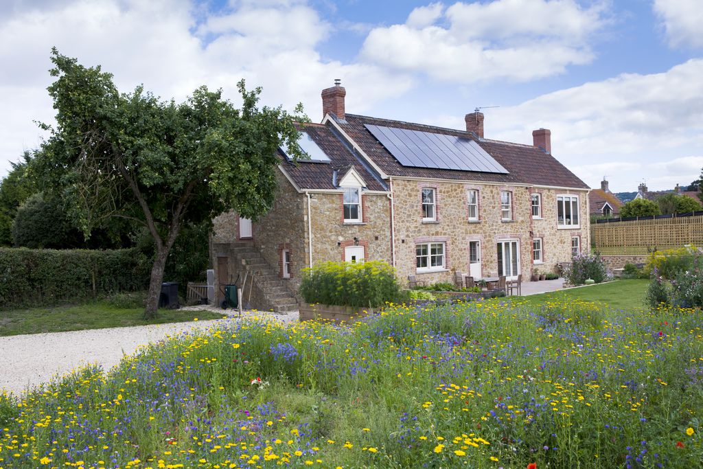 Brook House gallery - Gallery