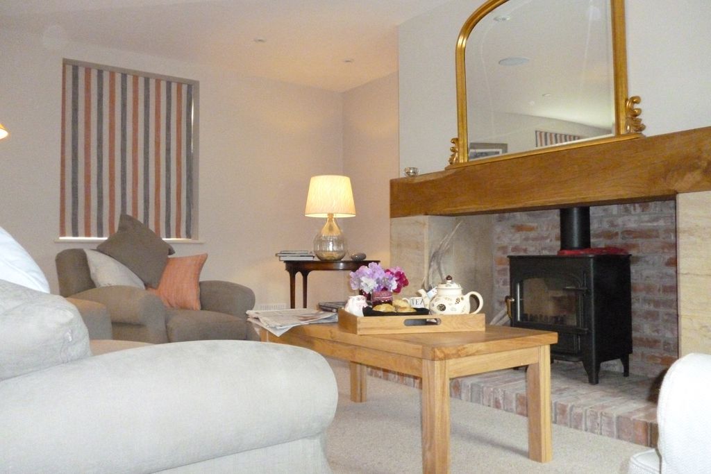 Brook House gallery - Gallery