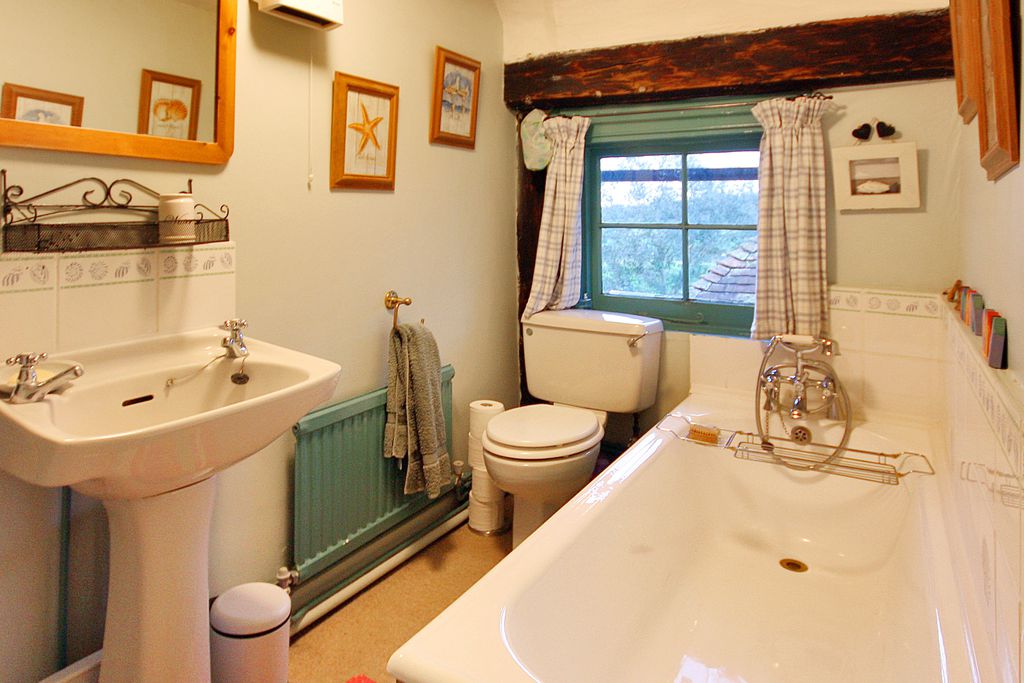 Snoadhill Cottage gallery - Gallery