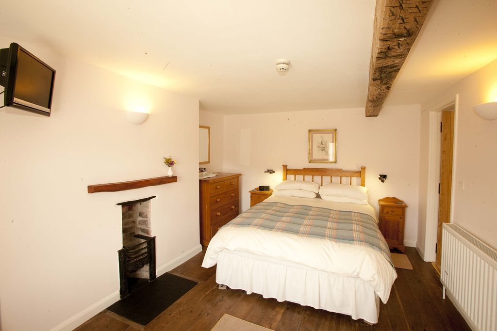 Ty Newydd gallery - Gallery