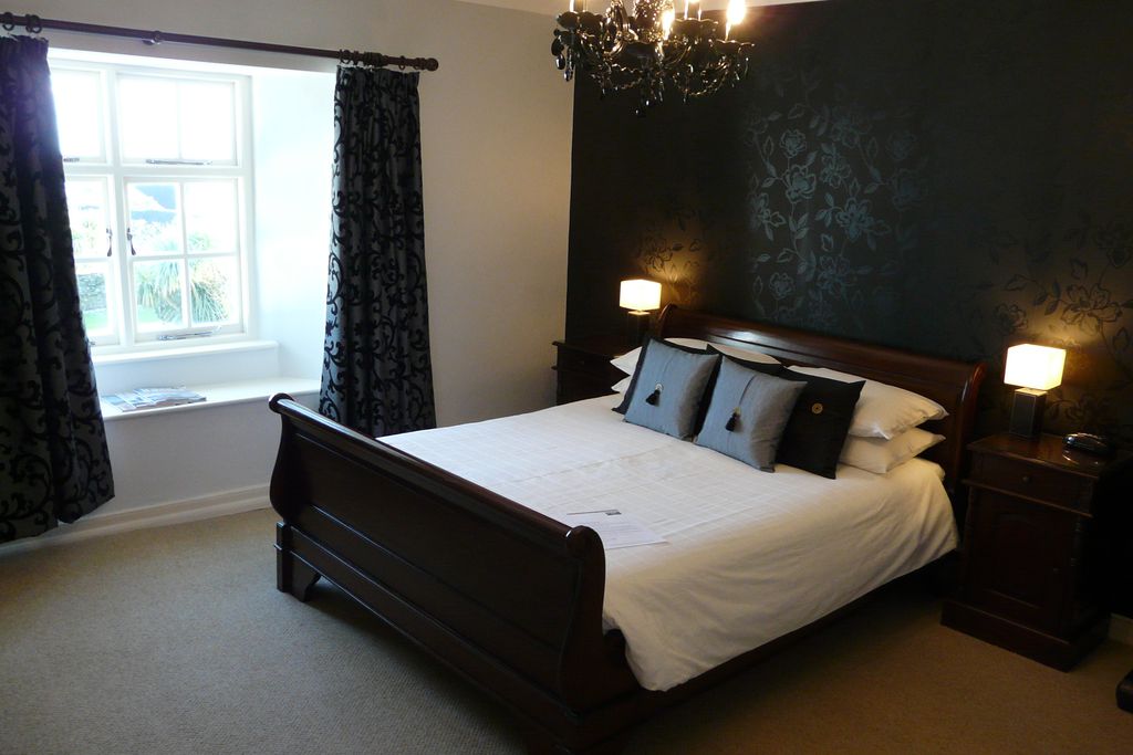 Strete Barton House gallery - Gallery