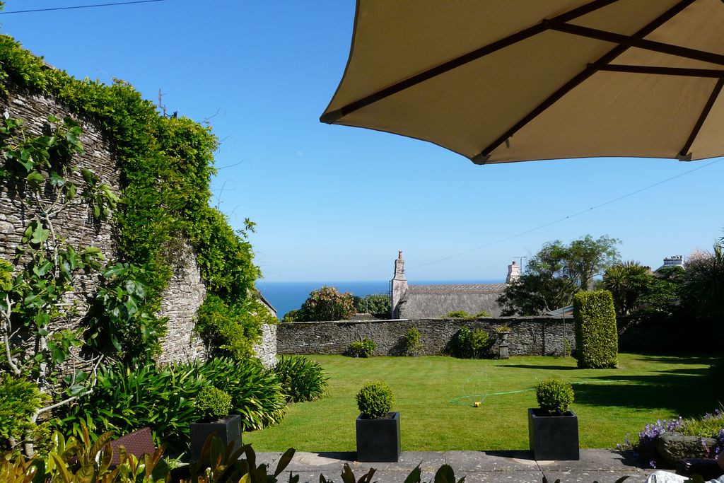 Strete Barton House gallery - Gallery