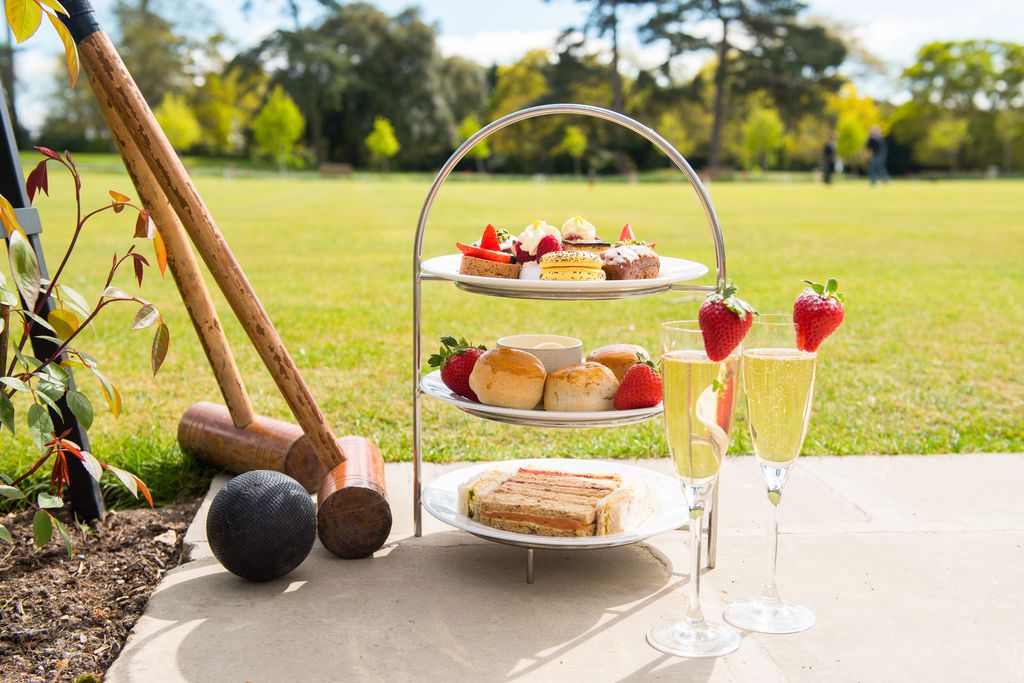 Chewton Glen gallery - Gallery