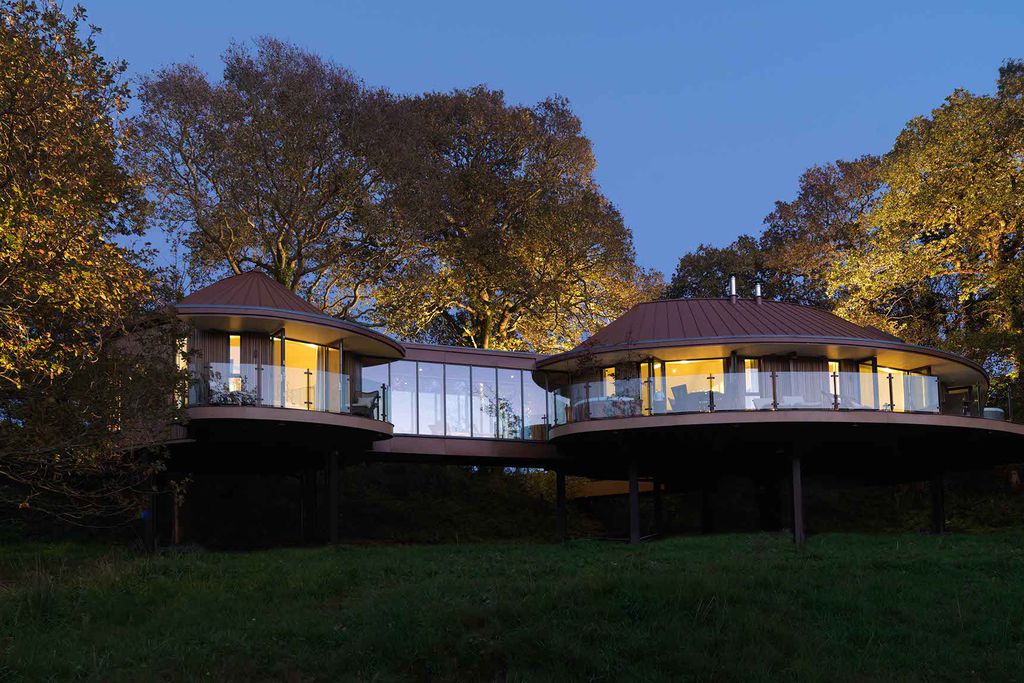 Chewton Glen gallery - Gallery