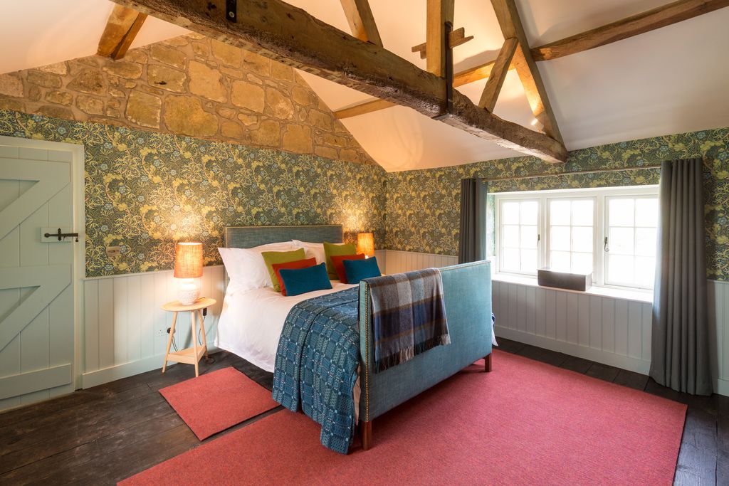 The Craftsman's Cottage gallery - Gallery