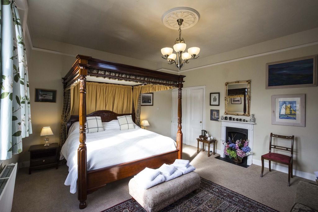 Grosvenor Villa gallery - Gallery