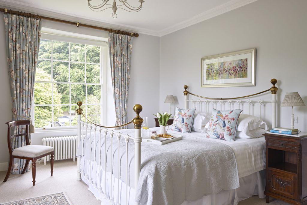 Gitcombe House gallery - Gallery