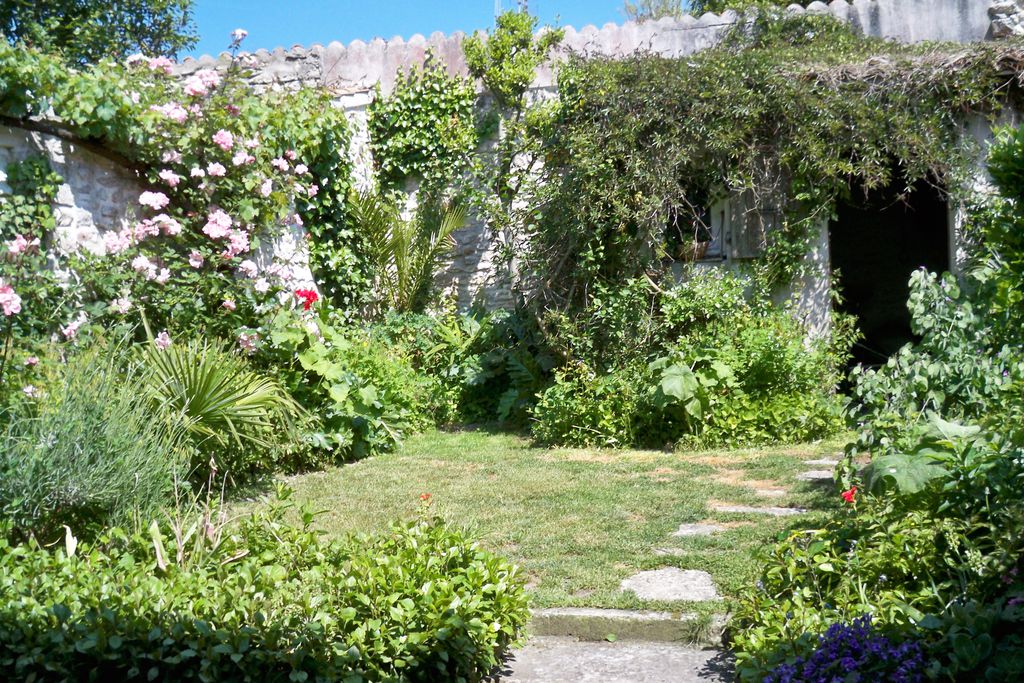 Fisherman’s Cottage gallery - Gallery