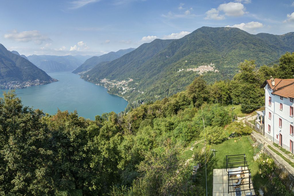 Essentia Guest House gallery - Gallery