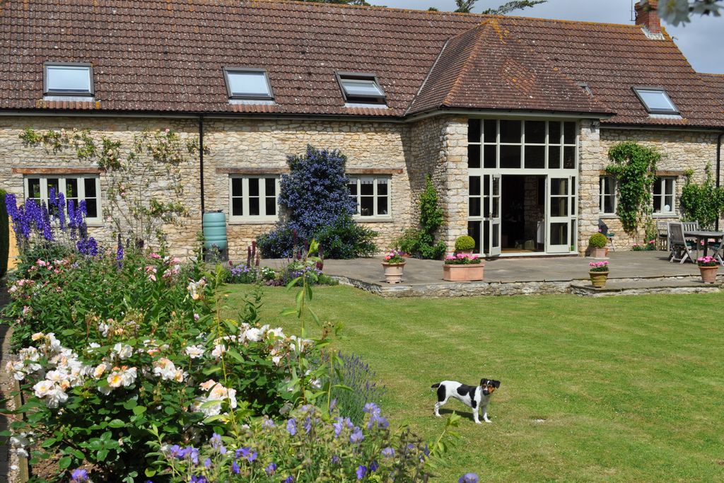 Caundle Barn gallery - Gallery