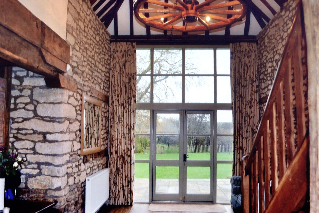 Caundle Barn gallery - Gallery