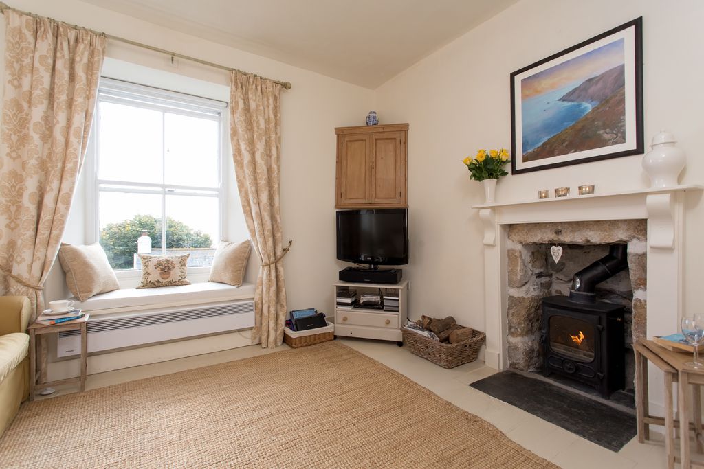 Coachman’s Cottage gallery - Gallery