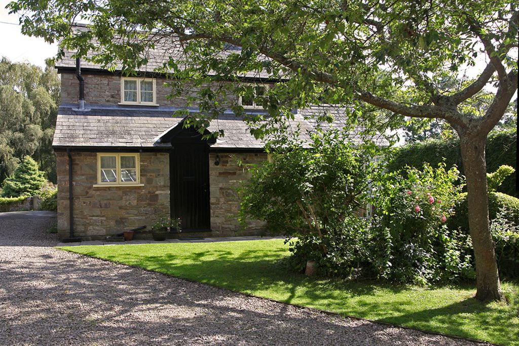 Monnow River Cottage gallery - Gallery