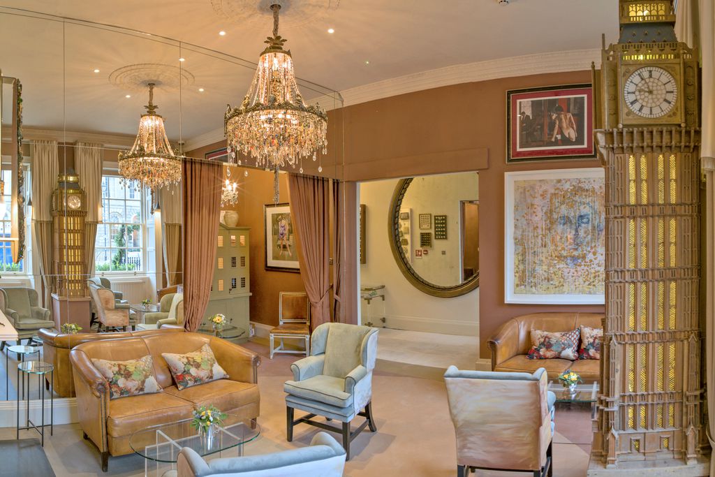 No. 15 Great Pulteney gallery - Gallery