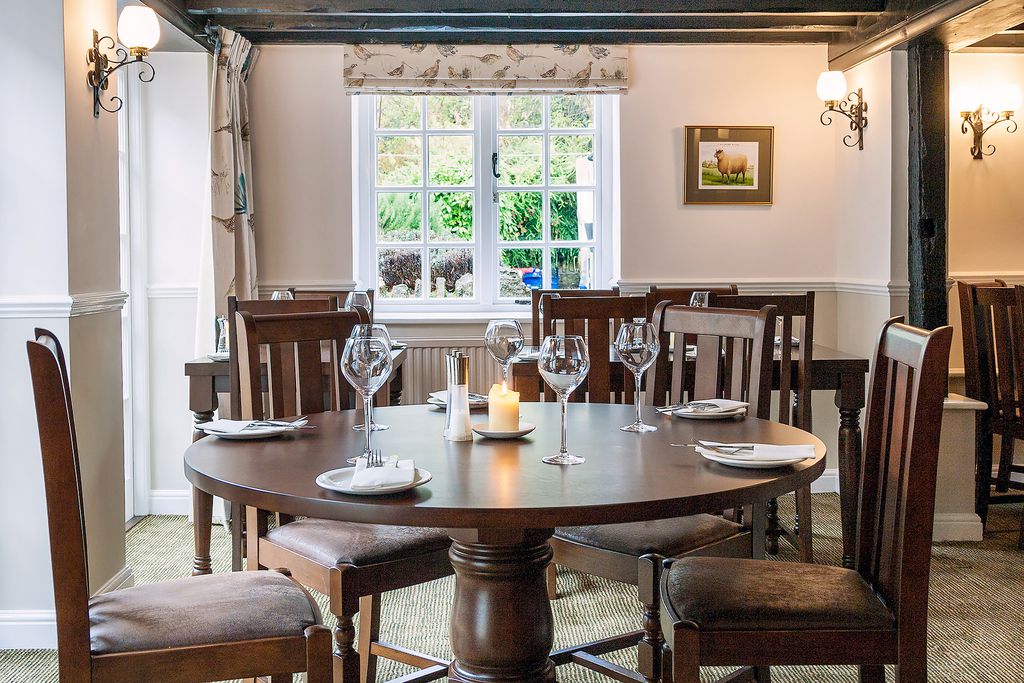 The Lamb at Buckland gallery - Gallery