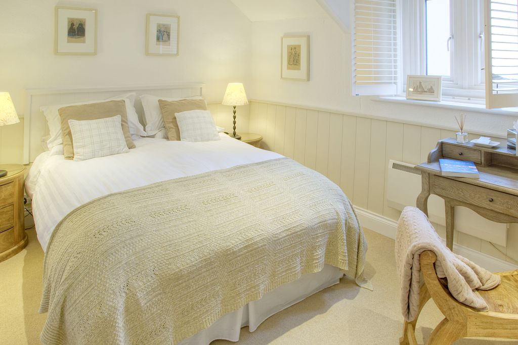 Victoria Cottage & Smuggler's Cottage gallery - Gallery