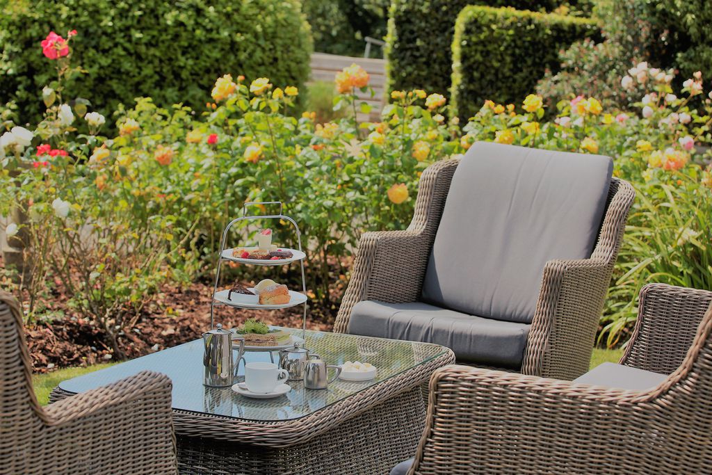 Alexandra Hotel & Restaurant gallery - Gallery