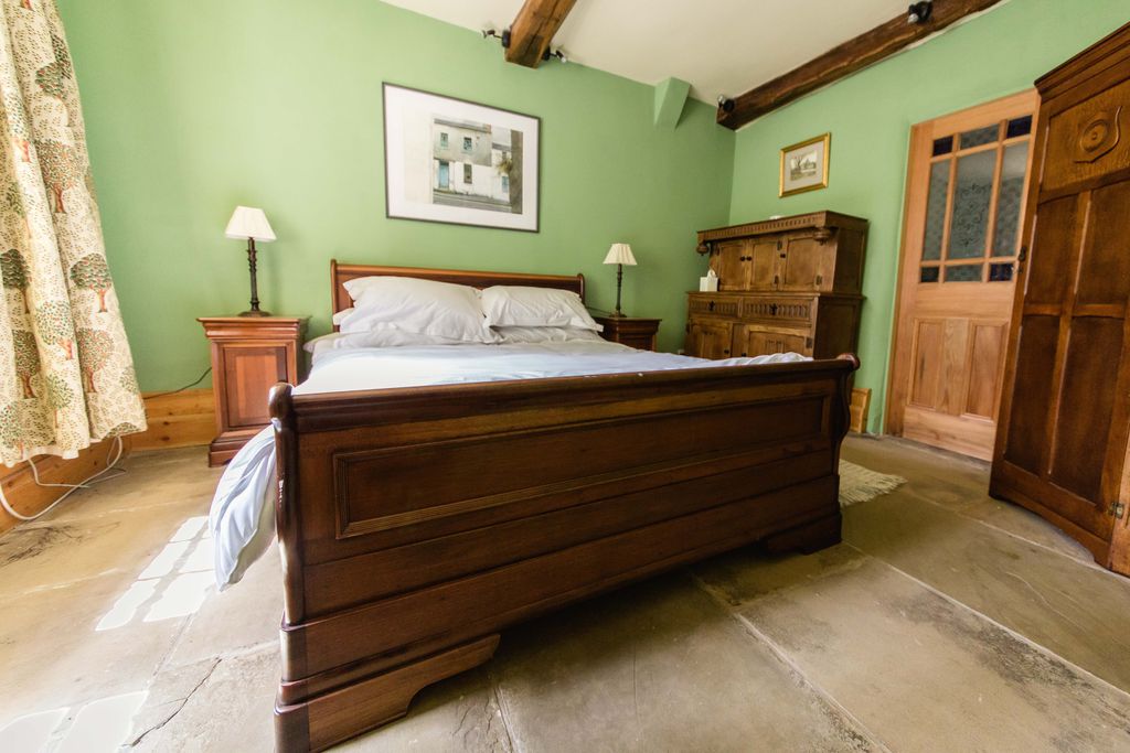 Ponden Hall gallery - Gallery