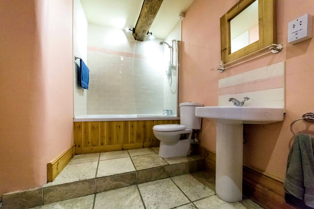Ponden Hall gallery - Gallery