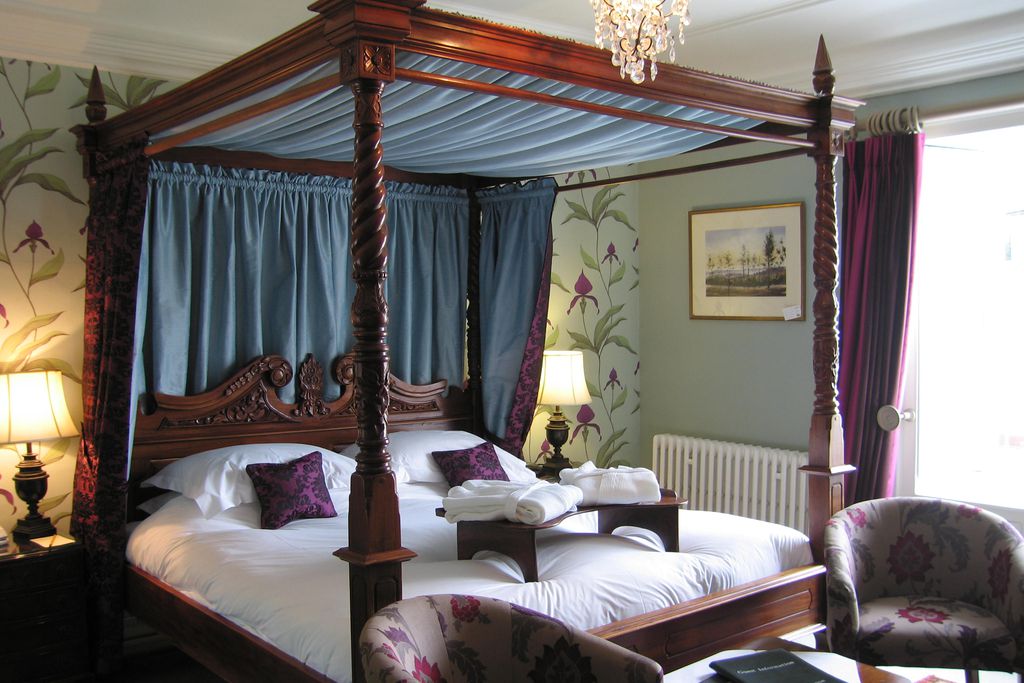 Bridge House Hotel gallery - Gallery