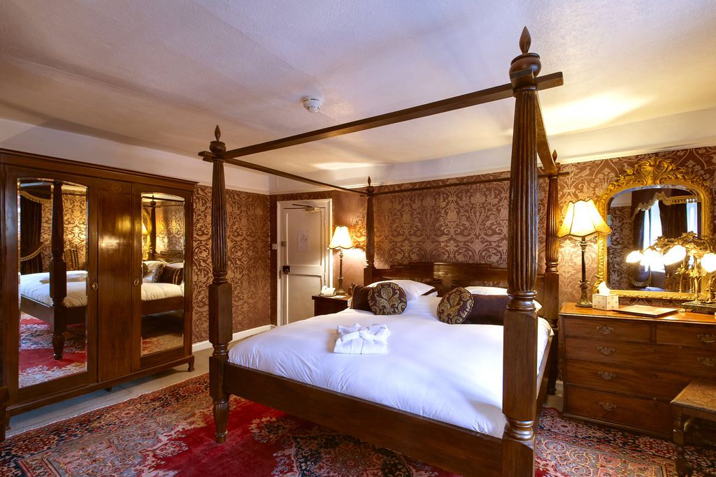 Bridge House Hotel gallery - Gallery