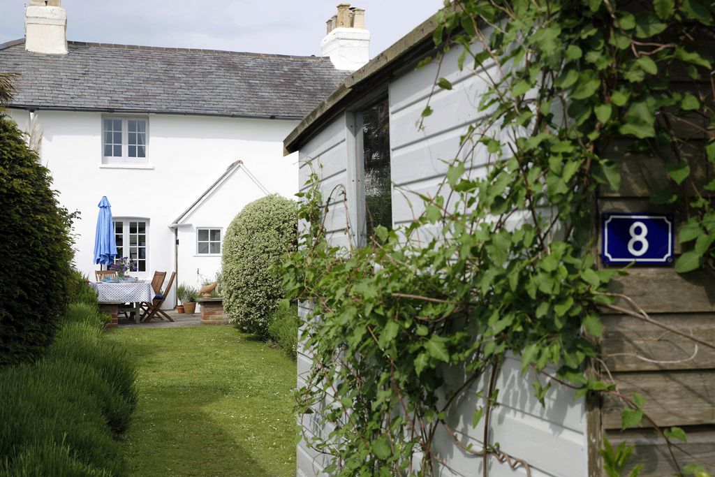 8 Coastguard Cottages - Gallery