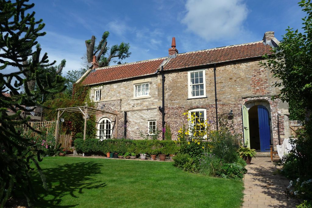 The Garden Cottage - Gallery