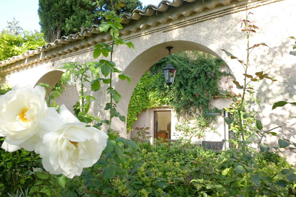 Le Mas du Chanoine gallery - Gallery