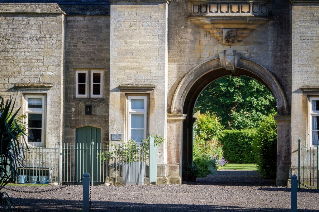 The Gatehouse Lodge gallery - Gallery