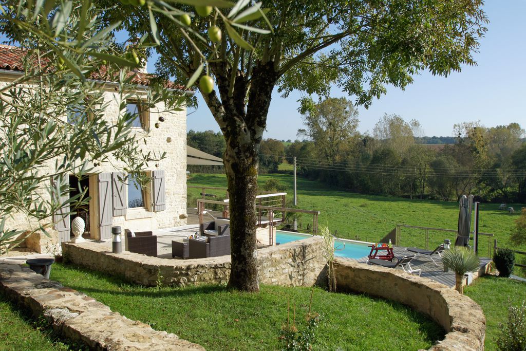 Le Petit Paradis gallery - Gallery