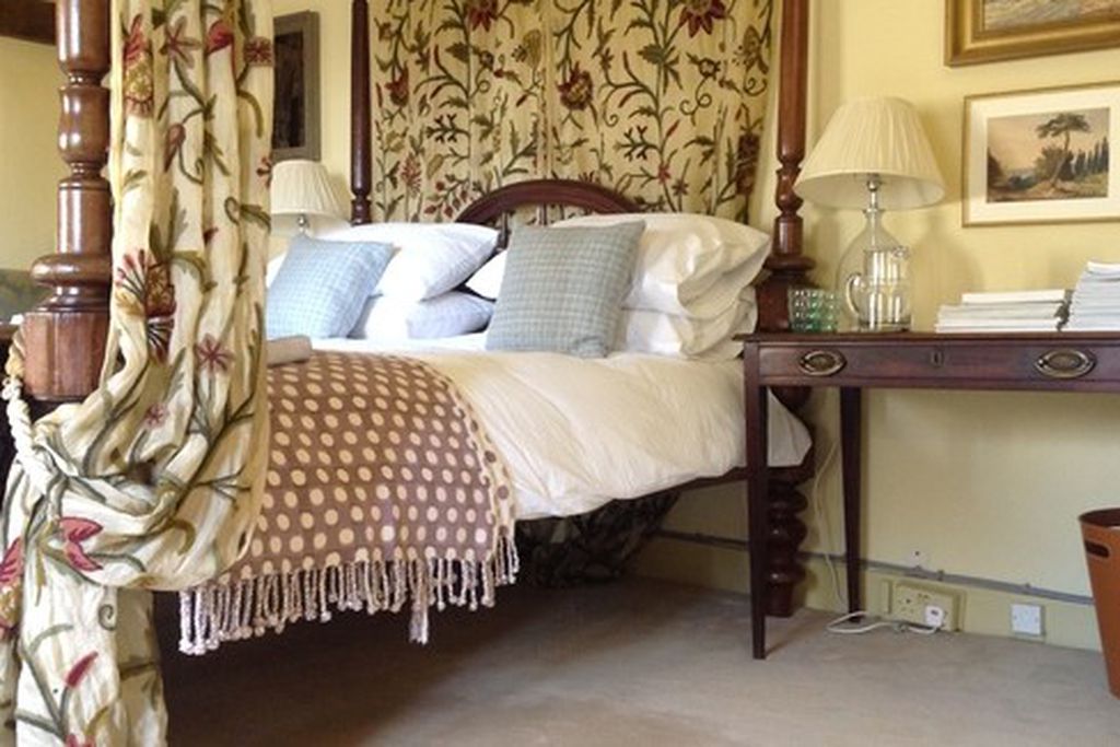 Harlington Manor gallery - Gallery