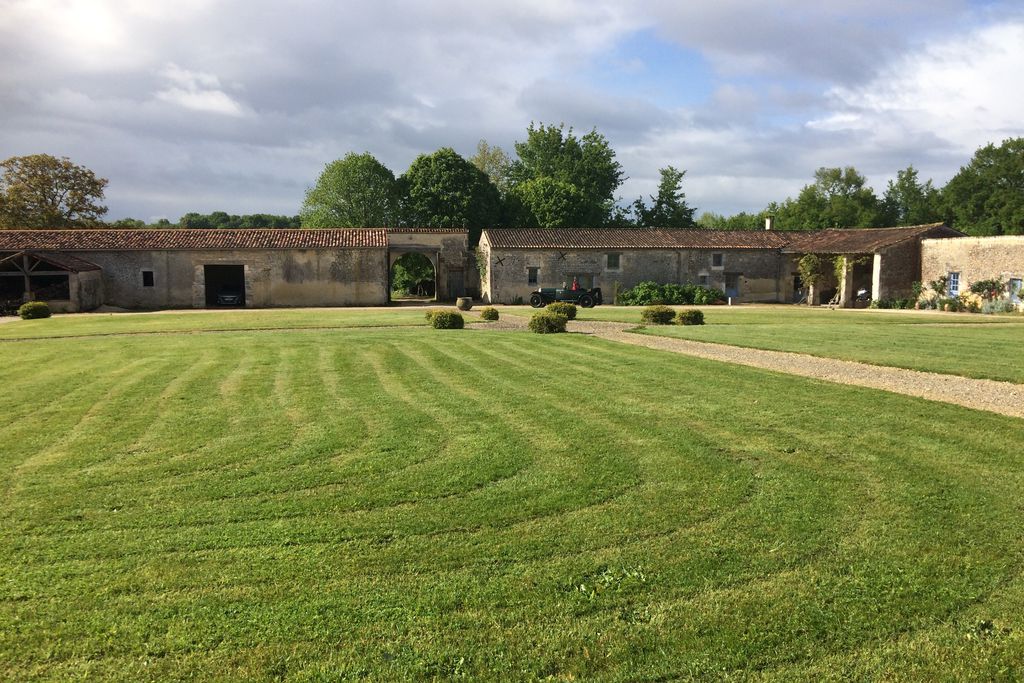 Logis de l'Astrée gallery - Gallery