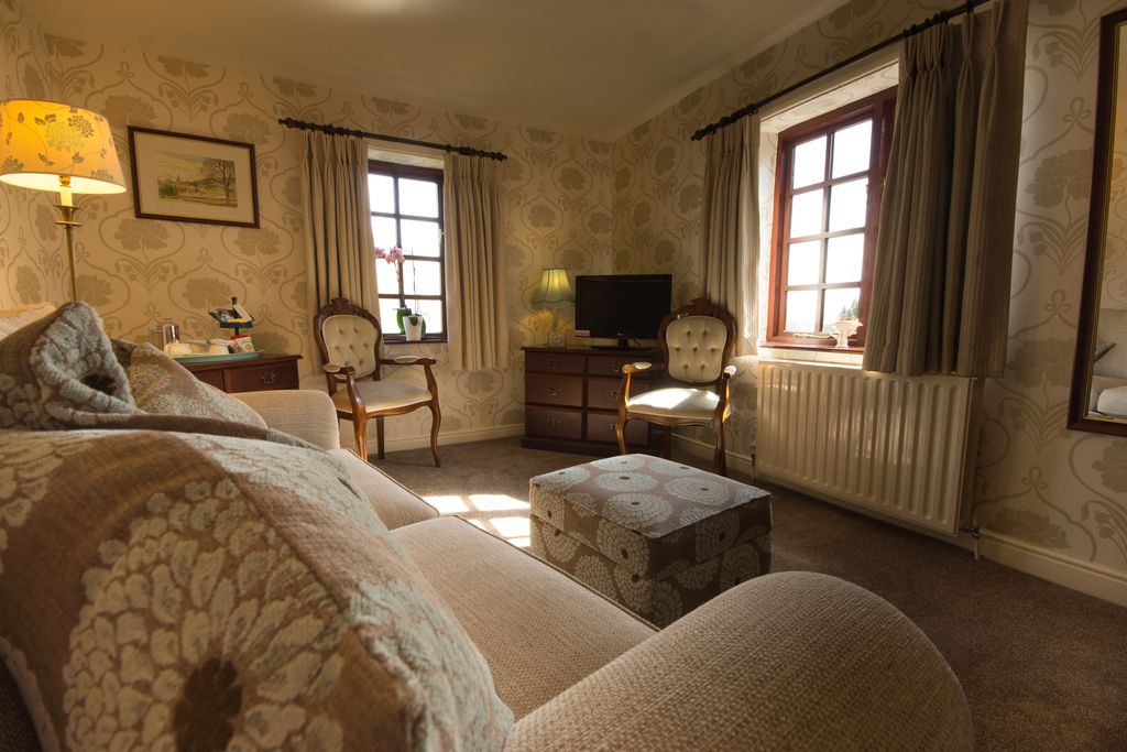 Underleigh House gallery - Gallery