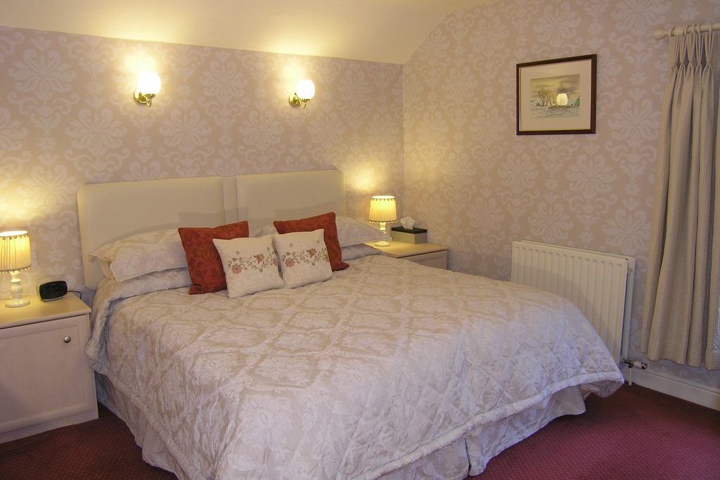 Underleigh House gallery - Gallery