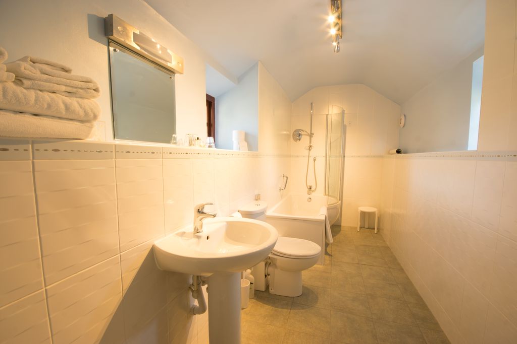 Underleigh House gallery - Gallery