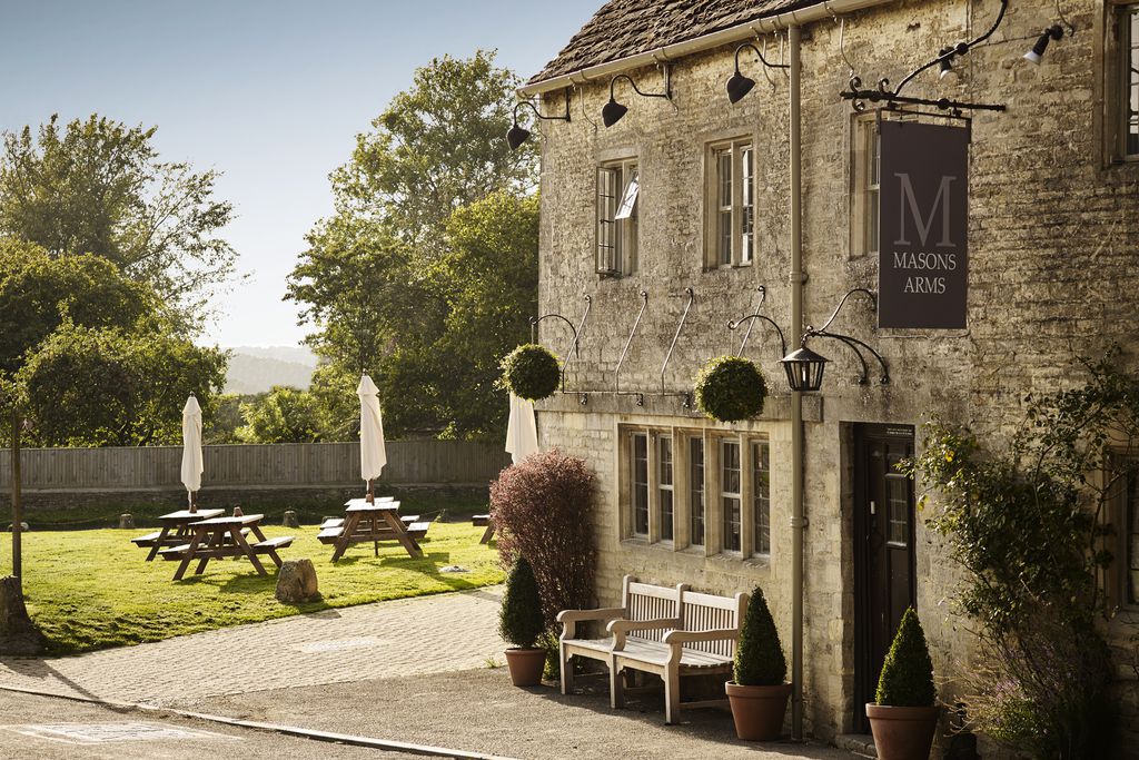Masons Arms gallery - Gallery