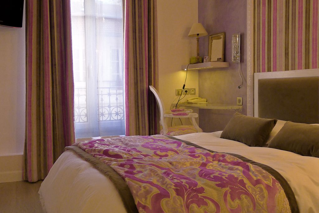 Hôtel Gavarni gallery - Gallery