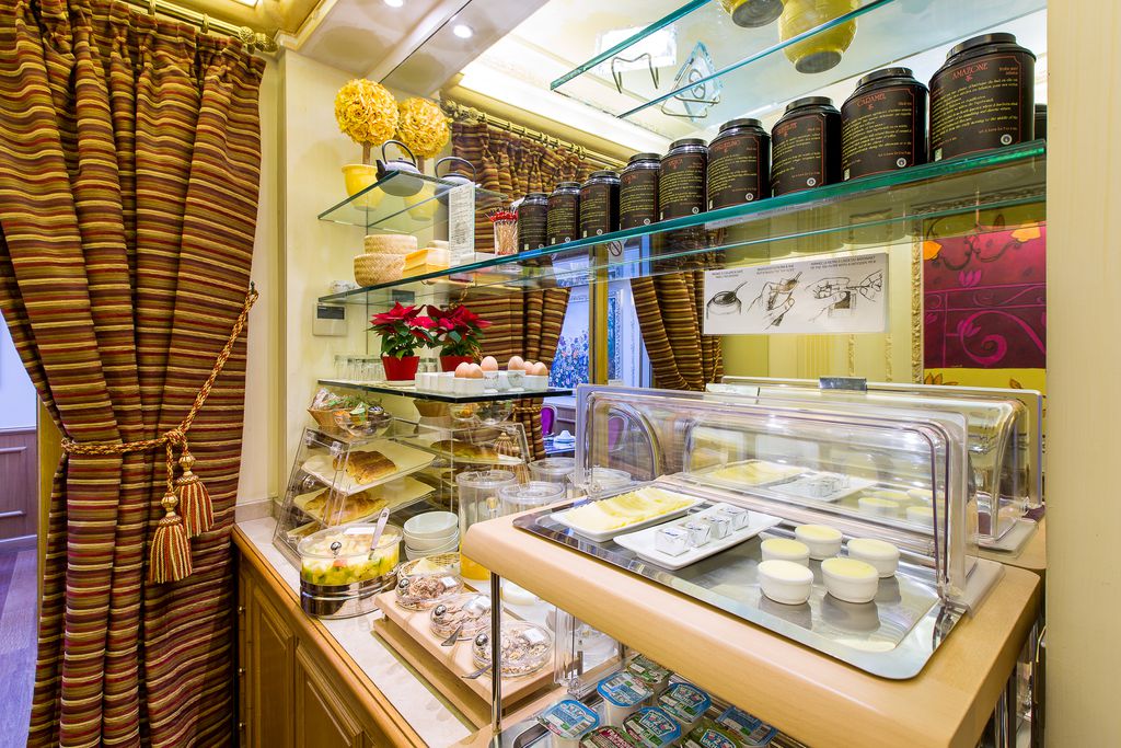 Hôtel Gavarni gallery - Gallery