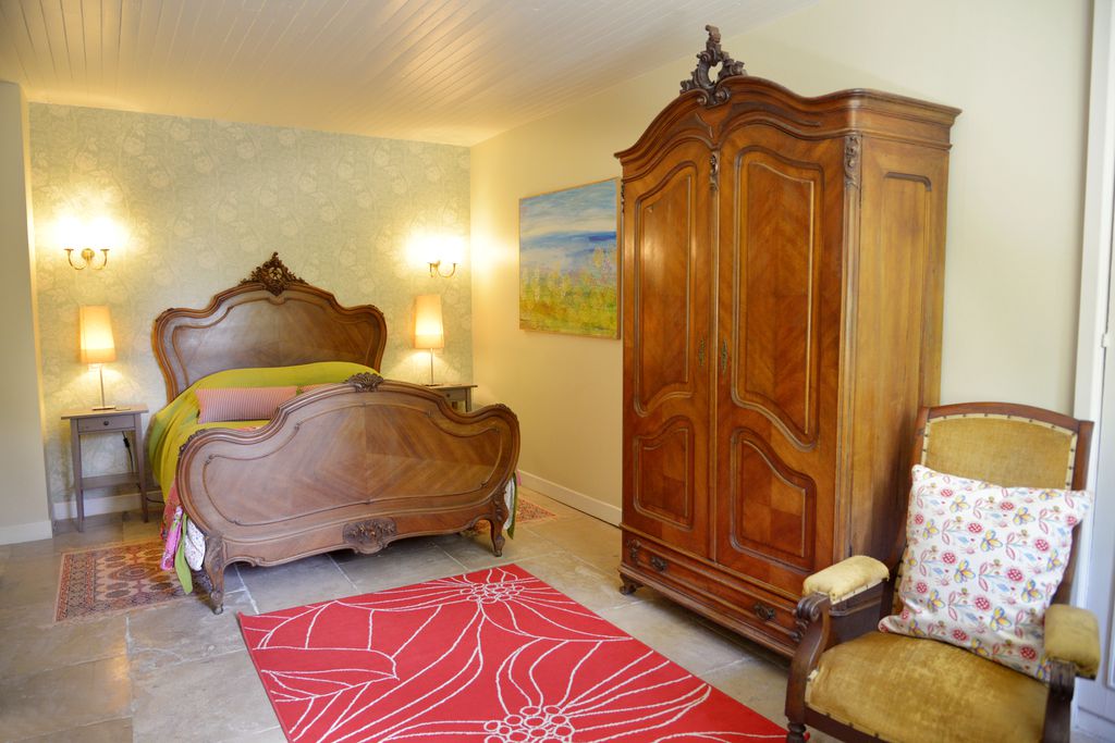 Le Petit Village gallery - Gallery