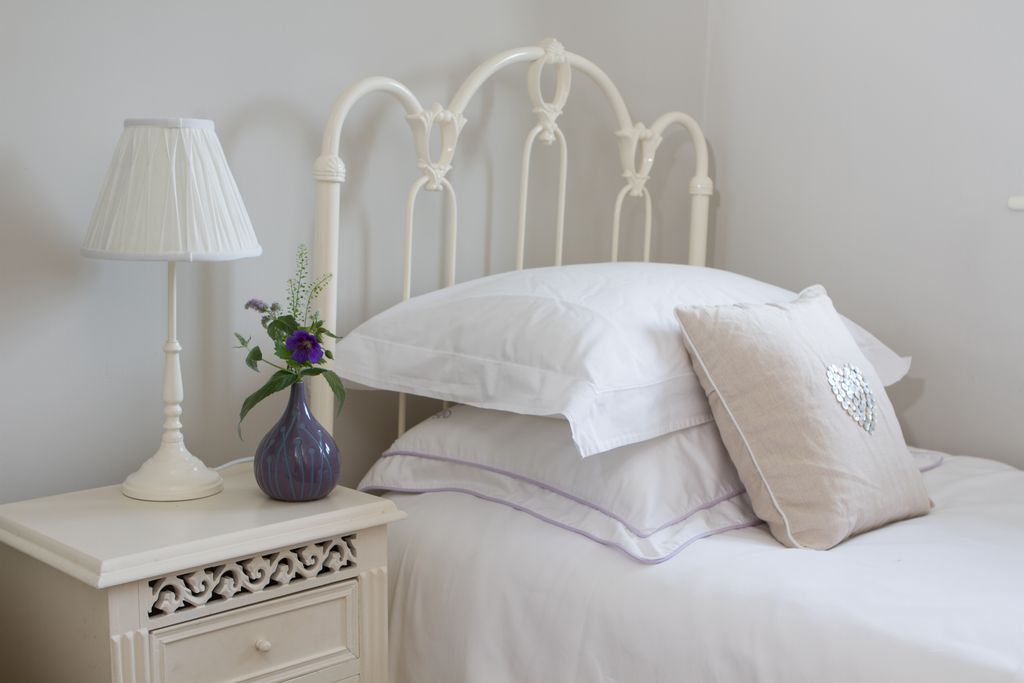 Stone Cottage gallery - Gallery