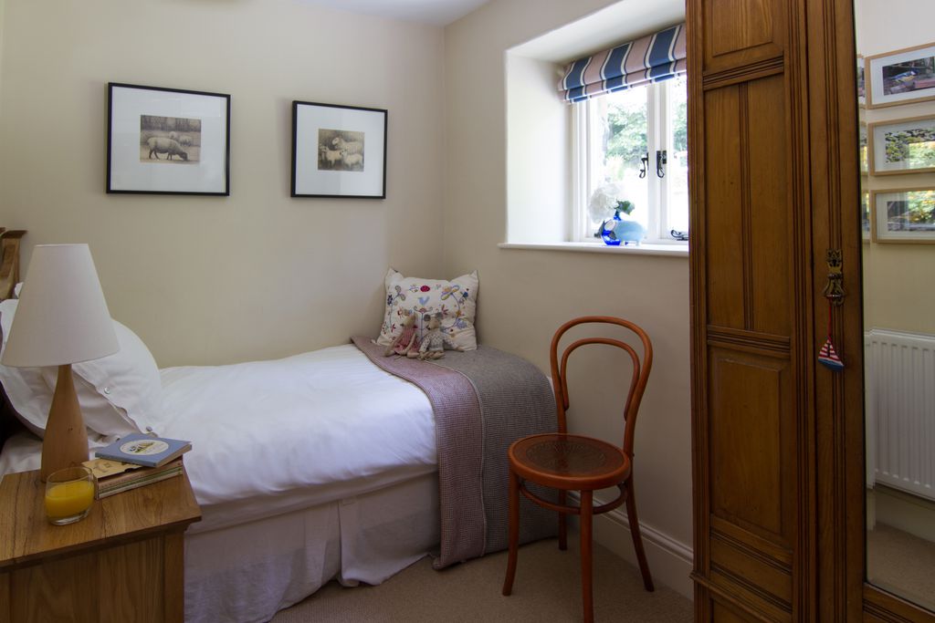 Stone Cottage gallery - Gallery