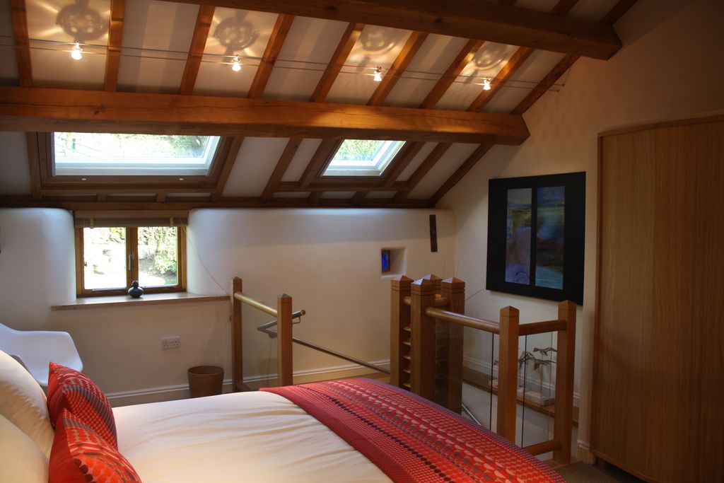 Hart Barn gallery - Gallery