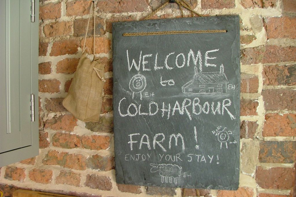 Coldharbour Cottage gallery - Gallery
