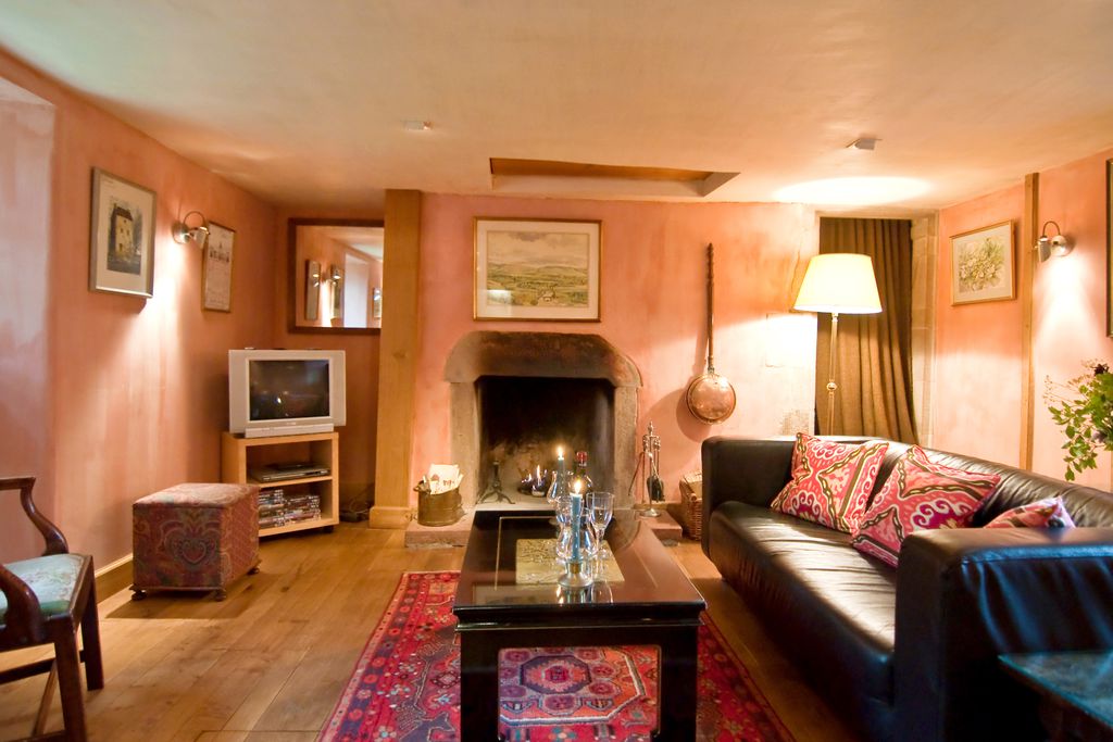 Barns Tower gallery - Gallery