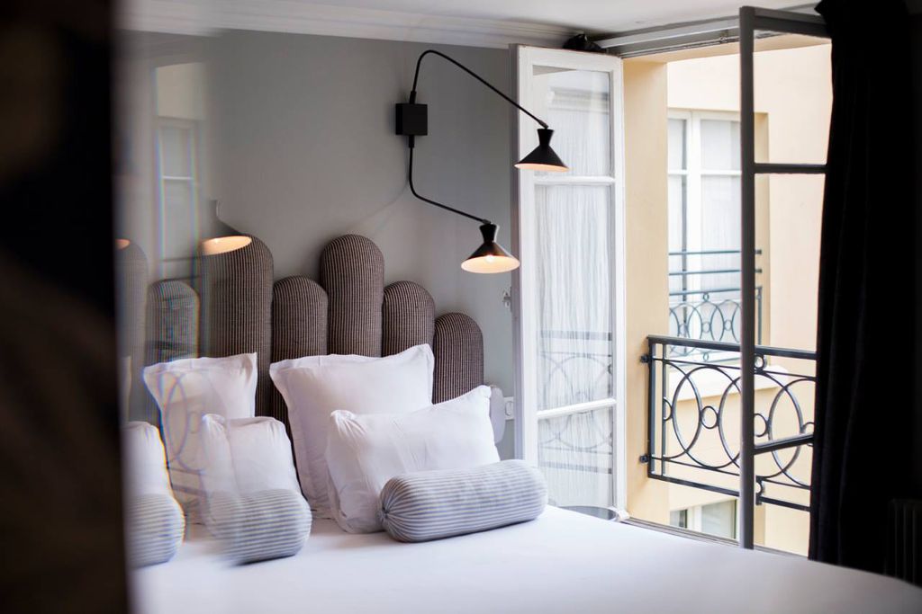 Hôtel Paradis gallery - Gallery