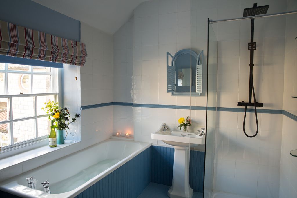 Lumley Cottage gallery - Gallery