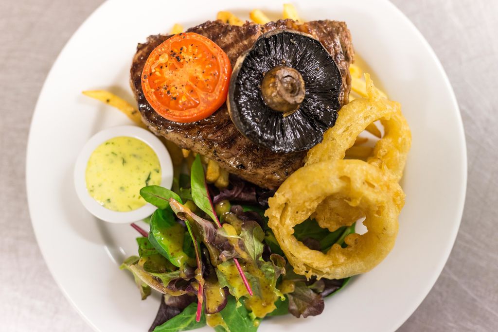 The Holford Arms gallery - Gallery
