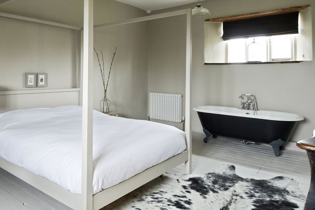 Cartshed Cottages at Sharrington Hall gallery - Gallery