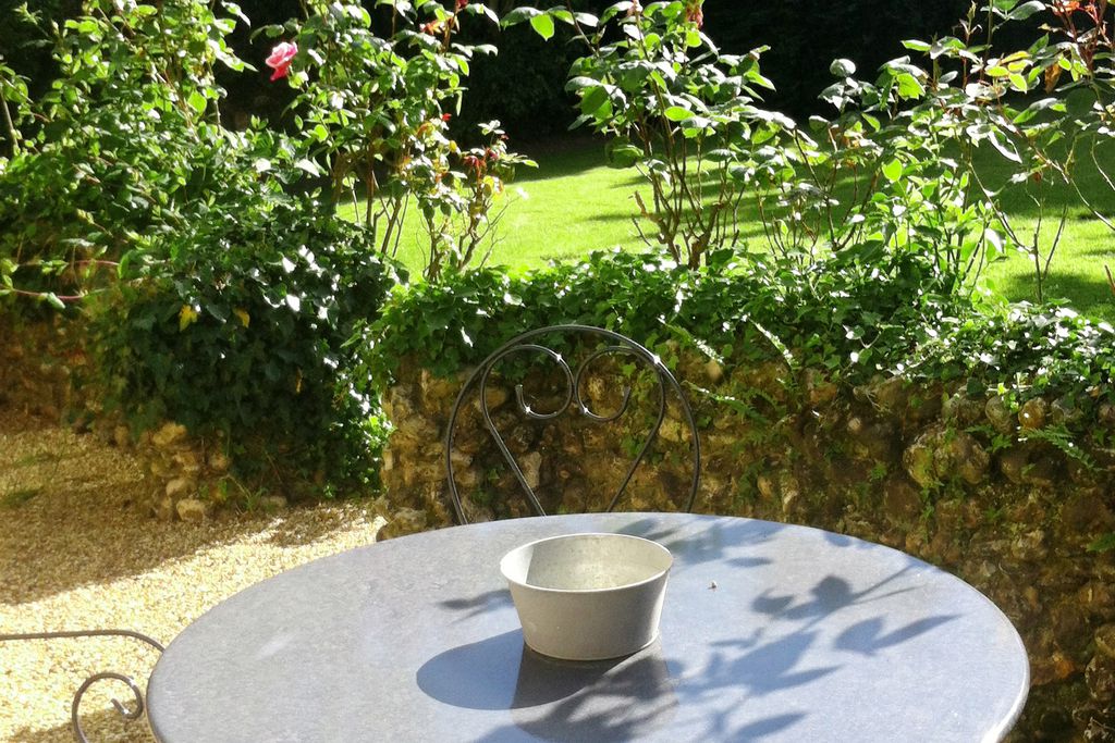 Cartshed Cottages at Sharrington Hall gallery - Gallery